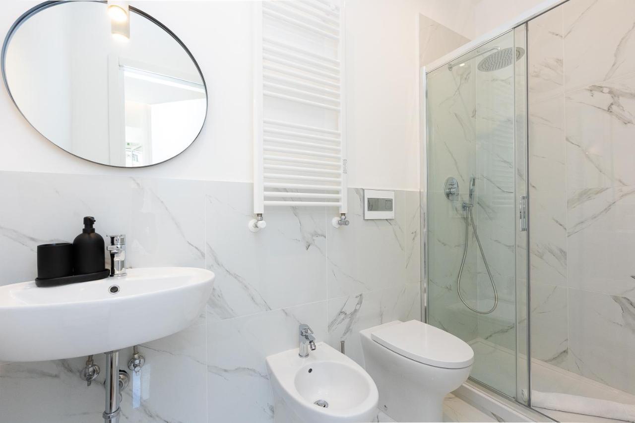Colosseum Boutique Apartment Rome Bagian luar foto
