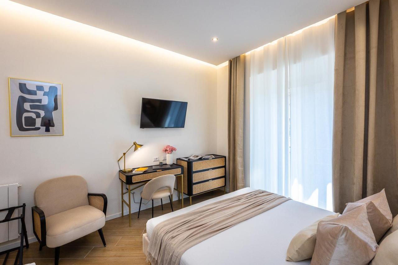 Colosseum Boutique Apartment Rome Bagian luar foto